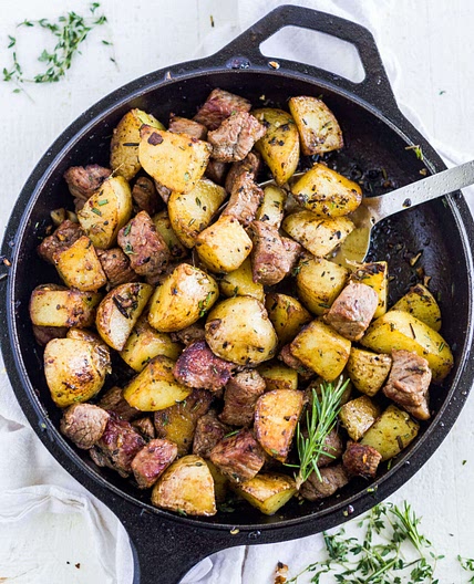 Garlic Butter Steak Bites and Potatoes