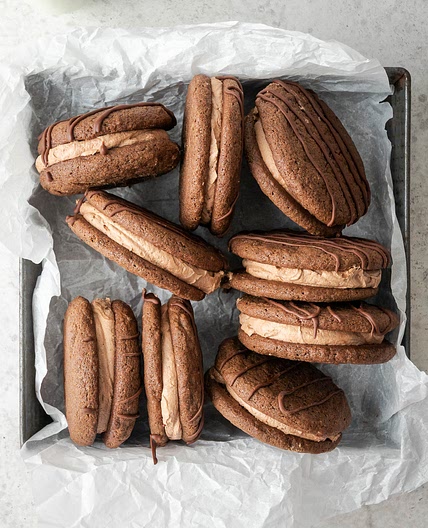 Gluten Free Fudge Rounds (Little Debbie Copycat)