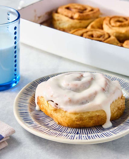 Perfect Cinnamon Roll Icing