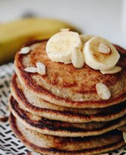 Banana Oatmeal Pancakes