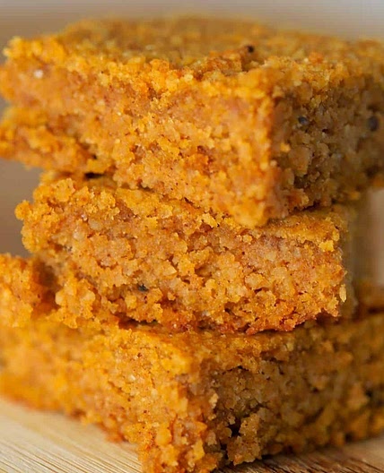 Keto Pumpkin Spice Blondies