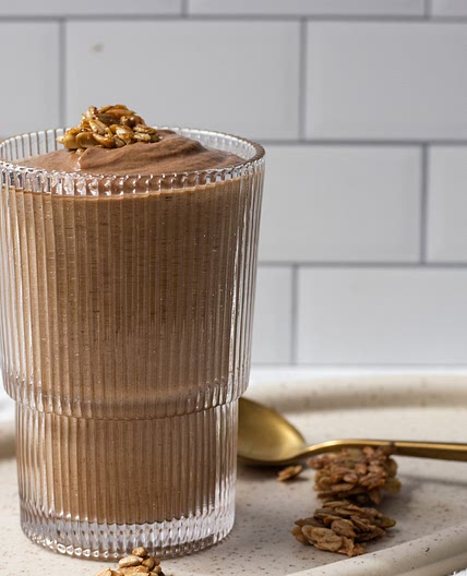 Chocolate Apple Pie Protein Smoothie With Dates and Cauliflower