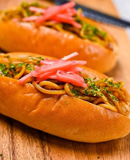 Yakisoba Pan (Yakisoba Sandwich in a Bread/Bun)