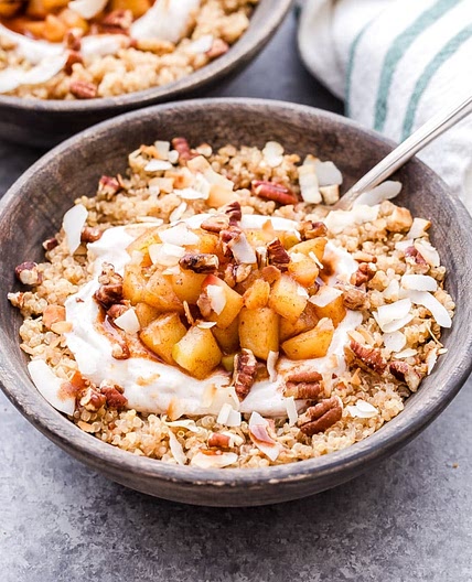 Apple Cinnamon Quinoa Breakfast Bowls