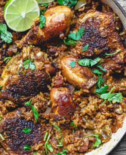 One Pan Spanish Chicken and Rice Recipe (Arroz con Pollo)