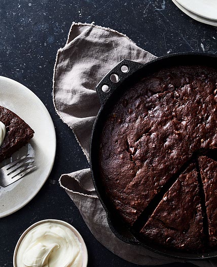 Dark Chocolate-Olive Oil Skillet Banana Bread