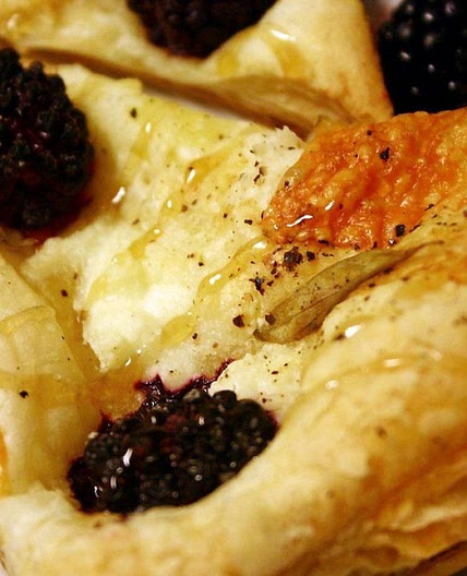 Blackberry and Cheese Pizza