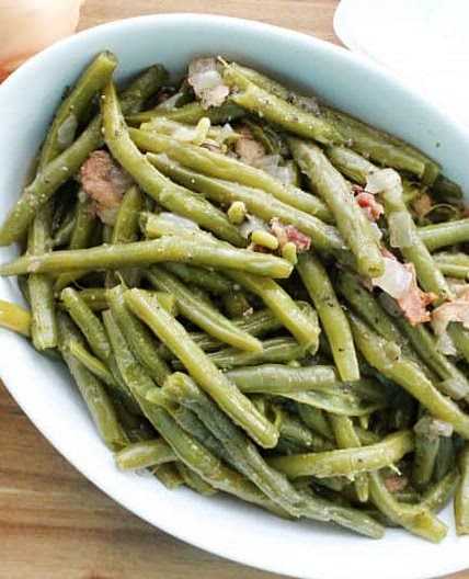 Fresh Green Beans Seasoned With Onion and Bacon