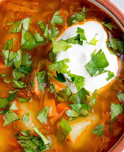 Shchi (Russian Sauerkraut Soup)