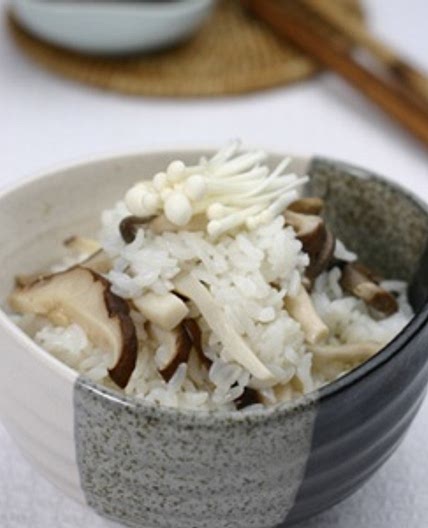 달래간장과 모둠버섯밥