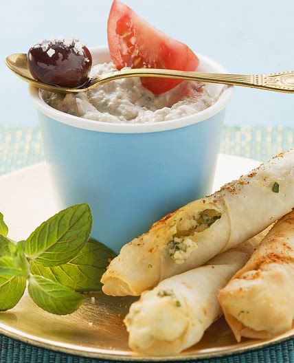 Yufka-Röllchen mit Feta