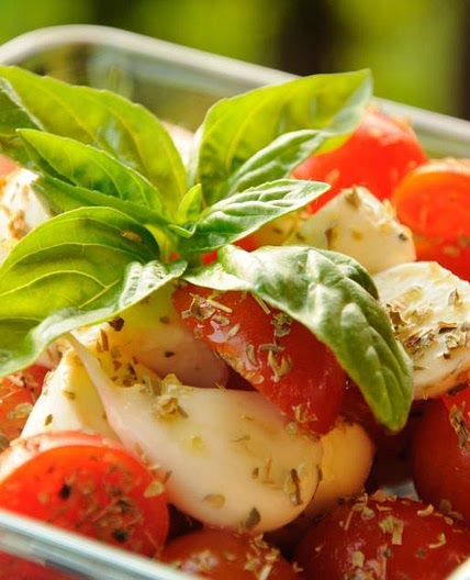 Caprese pomodorini e mozzarelline