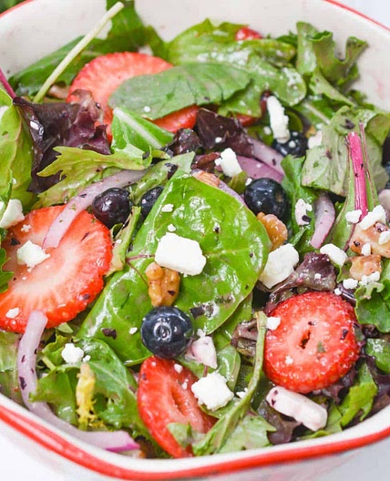 Berry Salad with Blueberry Dressing