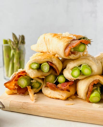 Asparagus in Puff Pastry with Bacon