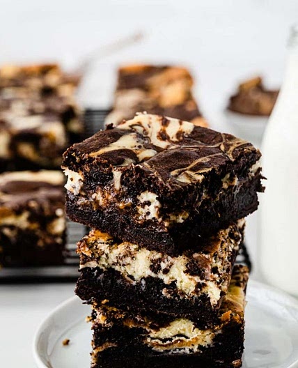 Milky Way Caramel Cheesecake Brownies