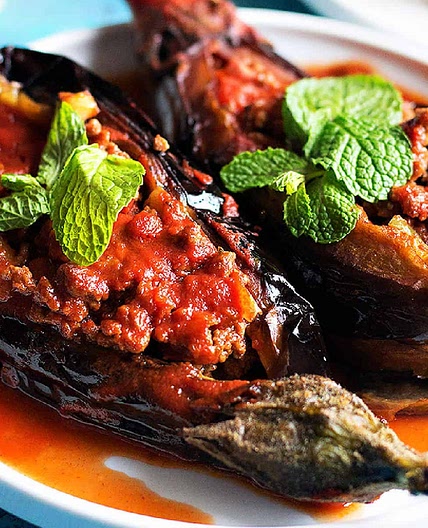 Karniyarik Turkish Stuffed Eggplant