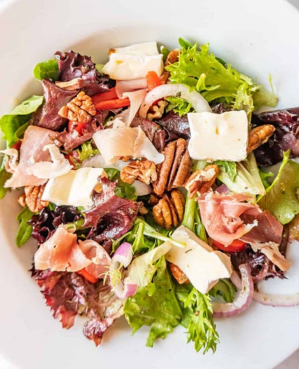 Brie and Prosciutto Salad