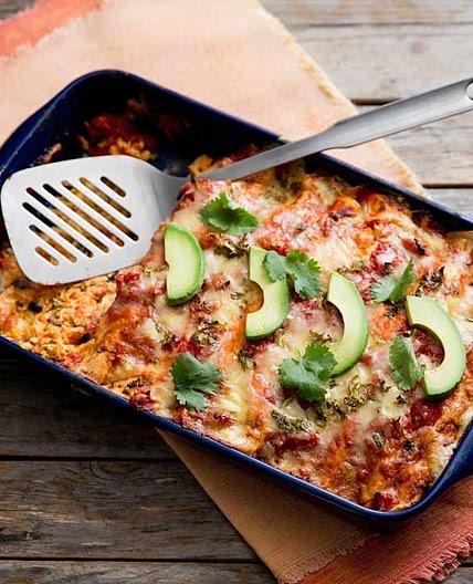 Sour cream and chicken enchiladas