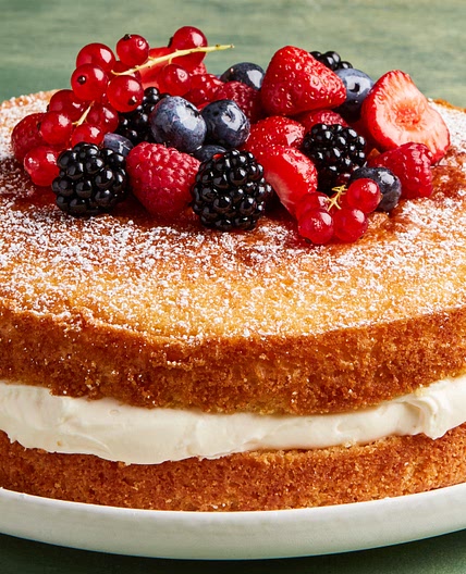 Mascarpone-Filled Cake With Sherried Berries