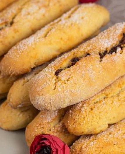 Biscotti spugnosi: la ricetta dei biscotti morbidi ideali per l’inzuppo
