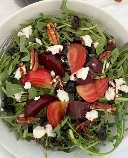 Arugula And Beet Salad With Goat Cheese