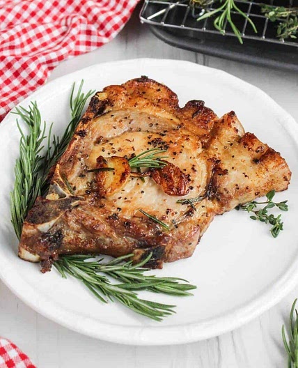 Pan Fried Pork Chops (Bone-In)