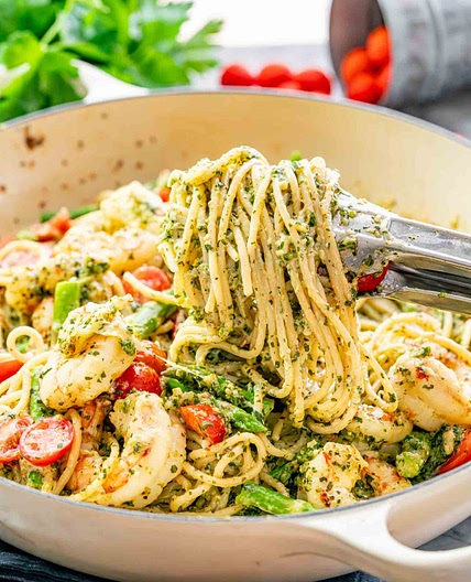 Pesto Shrimp Asparagus Pasta