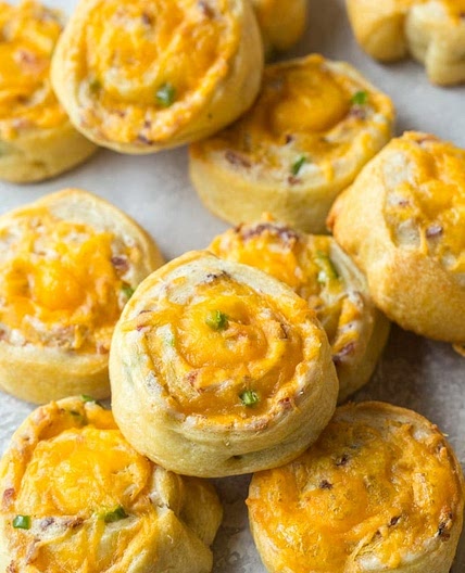 Bacon, Cheddar Jalapeno Popper Pinwheels