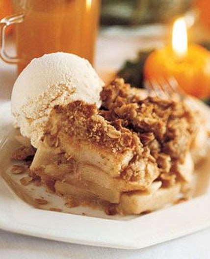 Apple Crumble with Vanilla Ice Cream