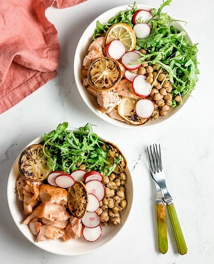 Salmon with Chickpeas and Arugula