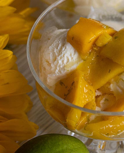 Mangoes with Rum and Vanilla Ice Cream