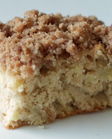 Apple Streusel Coffee Cake