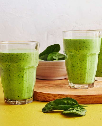 Spinach, Peanut Butter & Banana Smoothie