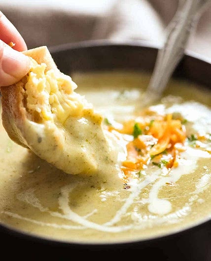 Easy Broccoli Cheese Soup