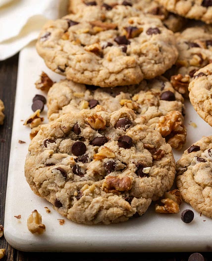Walnut Chocolate Chip Cookies