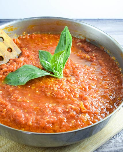 30-Minute Fresh Tomato Marinara