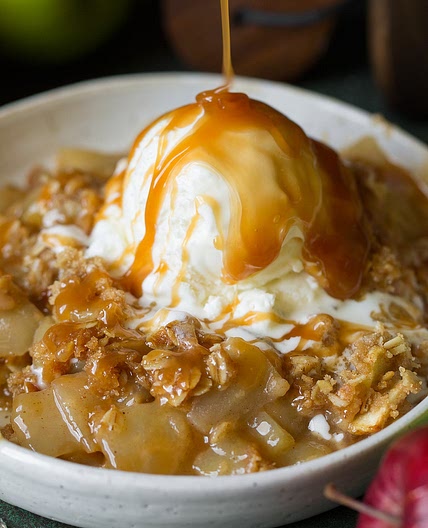 Easy Apple Crisp Recipe