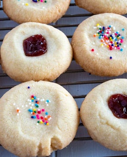 Mantecaditos (Puerto Rican Cookies)