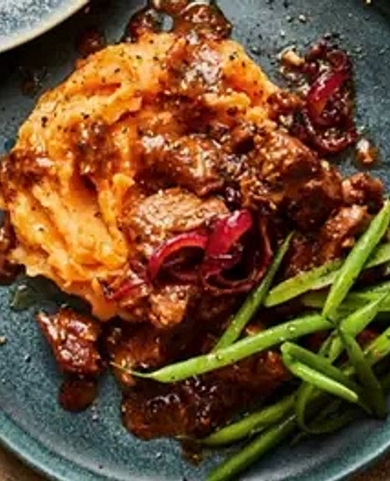 Sweet & spicy lamb with veggie mash