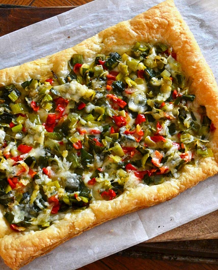 Cheesy Leek & Pepper Tart