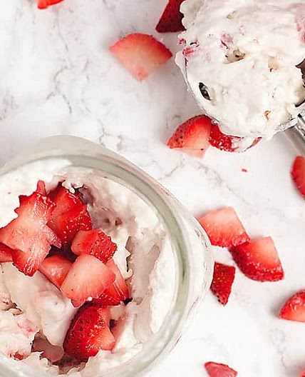 Low Carb Ice Cream - Strawberry Cheesecake