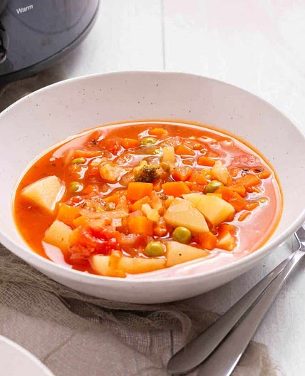 Slow Cooker Vegetable Soup