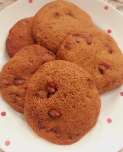 Pumpkin Chocolate Chip Cookies