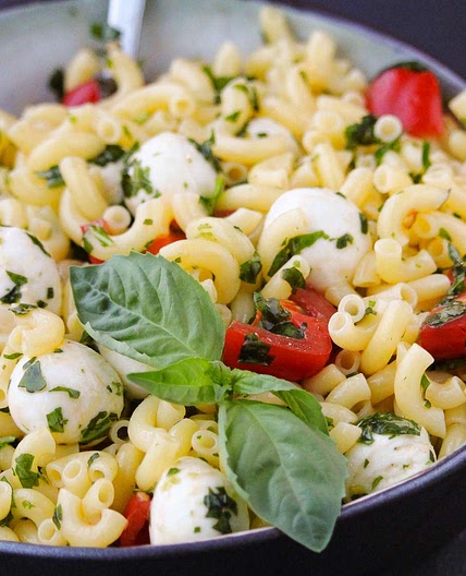 Pesto Pasta Caprese Salad