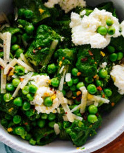 Lemony Green Pasta with Peas & Ricotta
