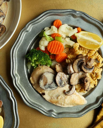 Chicken Breasts in Lemon Cream Sauce