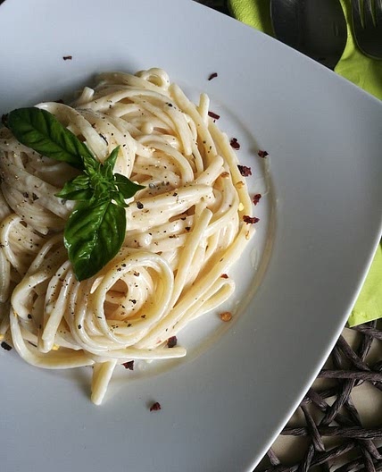 Σπαγγέτι με Τυρί Κρέμα