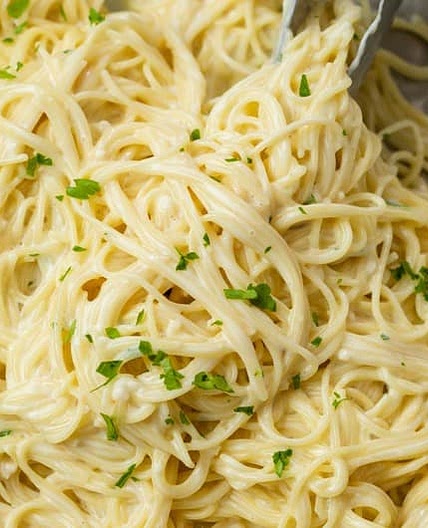 Garlic Parmesan Pasta (One Pot!)