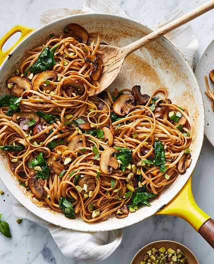 20-Minute Balsamic Mushroom & Spinach Pasta