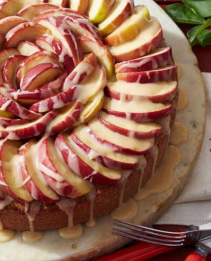 Caramel Apple Cake